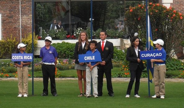 Martín Cancino y Valentina Haupt en Colombia